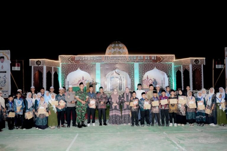 Wakil Bupati Ahlan Djumadil Resmi Tutup MTQ ke-XI Halmahera Tengah. - thewasesanews.com