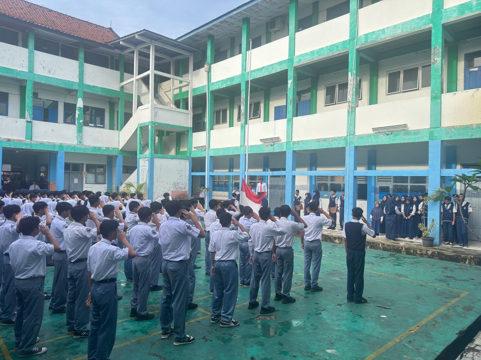 Polresta Tangerang Edukasi Bahaya Narkoba di SMP-SMK Mandiri Panongan. - thewasesanews.com