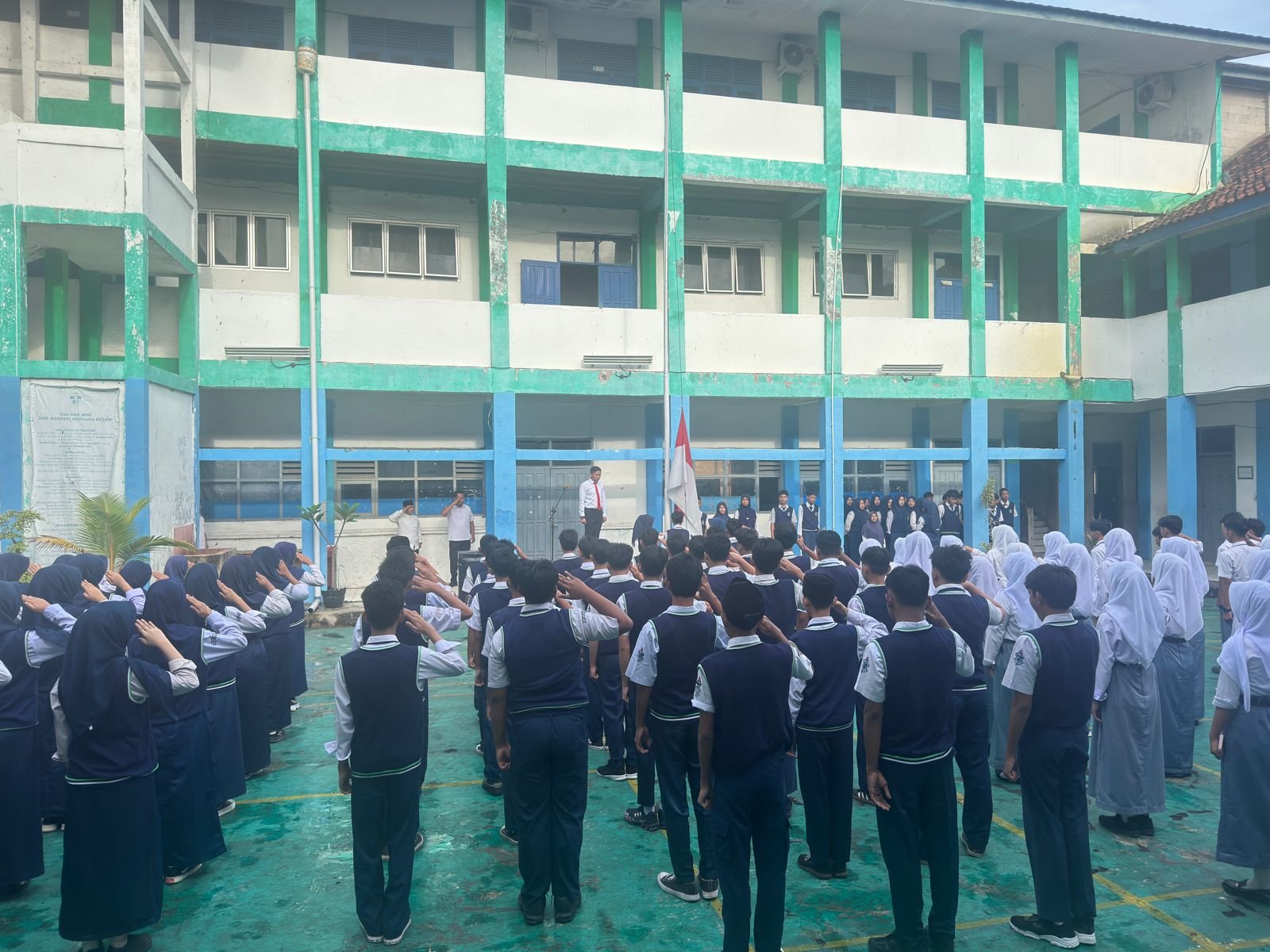 Polresta Tangerang Edukasi Bahaya Narkoba di SMP-SMK Mandiri Panongan. - thewasesanews.com
