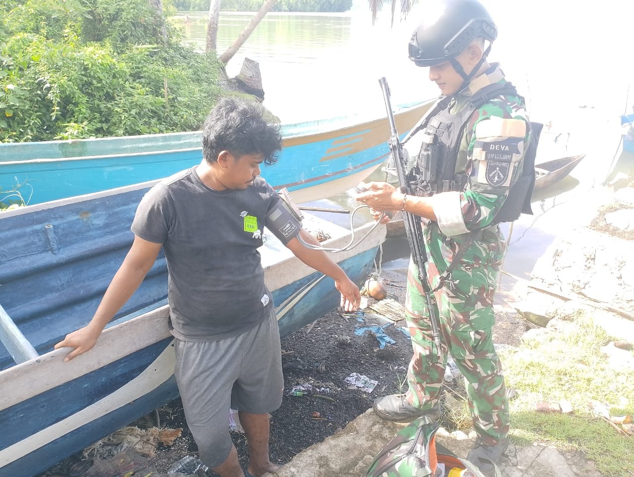 Satgas Yonif 410 ALG Gelar Yankes Gratis di Kampung Warwasi Kaimana. - thewasesanews.com