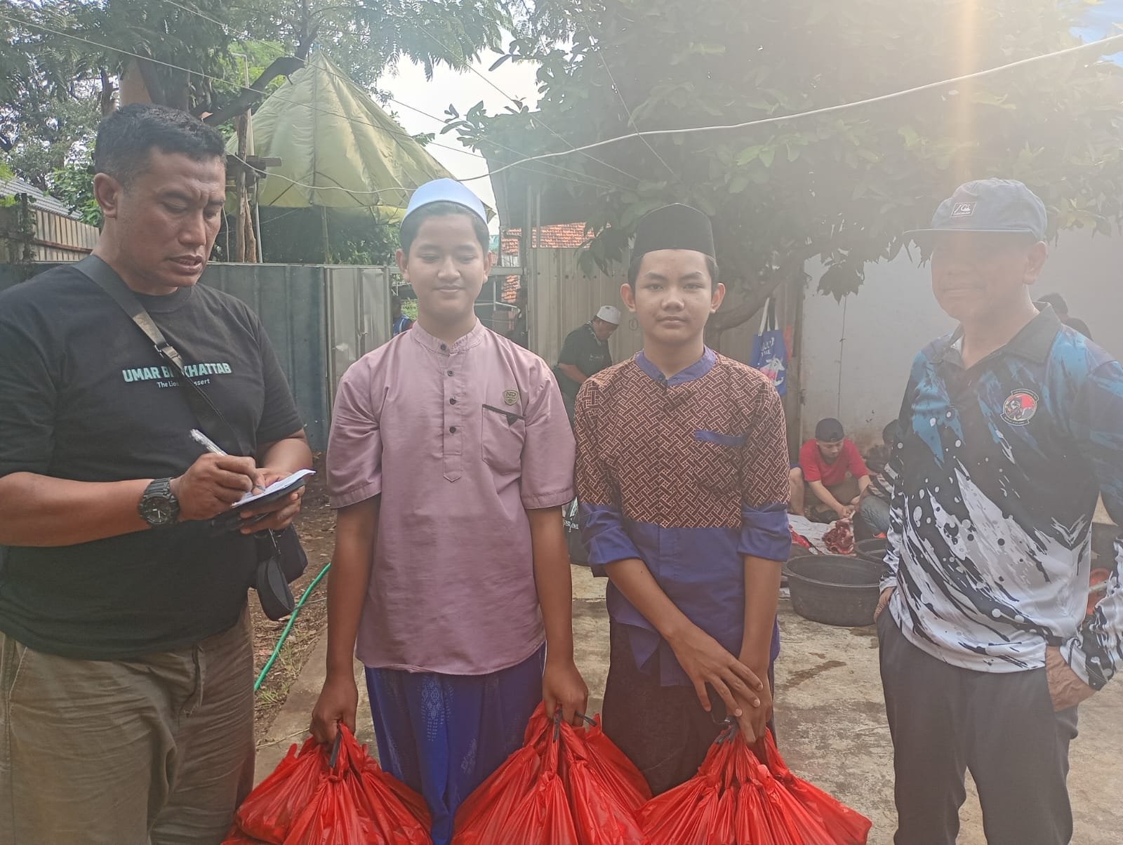 Masjid Nurul Ikhlas Lanud Halim Sembelih 6 Sapi dan 28 Kambing Kurban. - thewasesanees.com