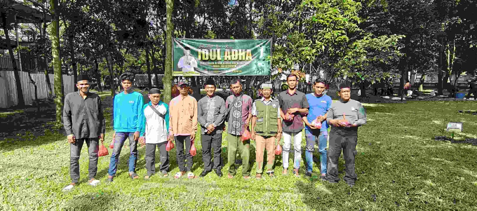 Danrem 083 Bdj Serahkan Hewan Kurban Idul Adha di Lapangan Rampal Malang. - thewasesanews.com