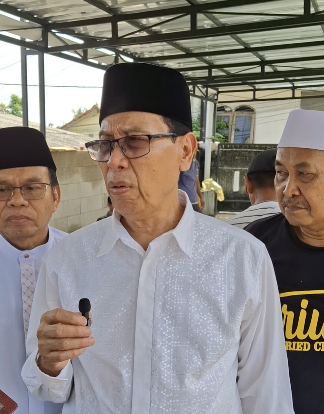 DKM Al Ikhlas dan Baiturrahman Cilodong Salurkan Puluhan Hewan Kurban. - thewasesanews.com