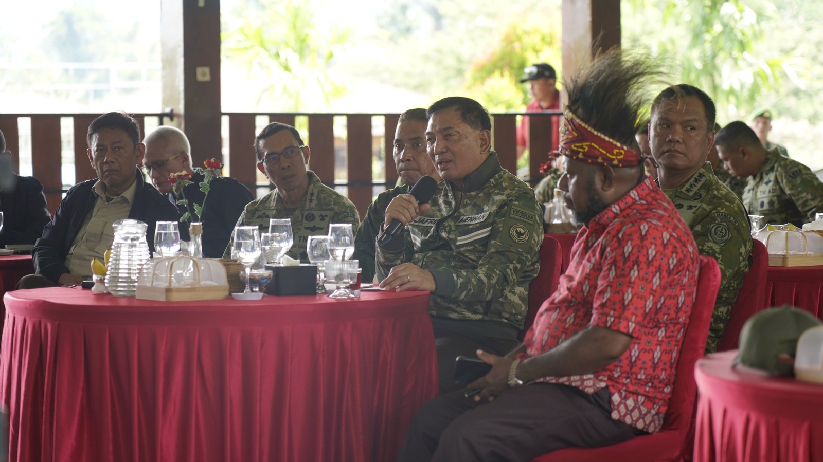 Menhan Sjafrie Sjamsoeddin Kunjungi Papua Barat Kuatkan Prajurit Kodam Kasuari. - thewasesanews.com