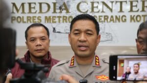 Polres Metro Tangerang Kota Tangkap Pengedar Ganja 1 Kilogram Saat Razia. - thewasesanews.com