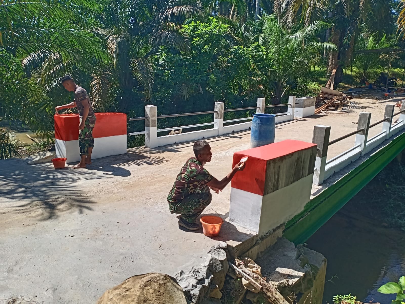 Kodim 0209 LB Rampungkan Jembatan Beton Penghubung Desa di Labuhanbatu Utara. - thewasesanews.com