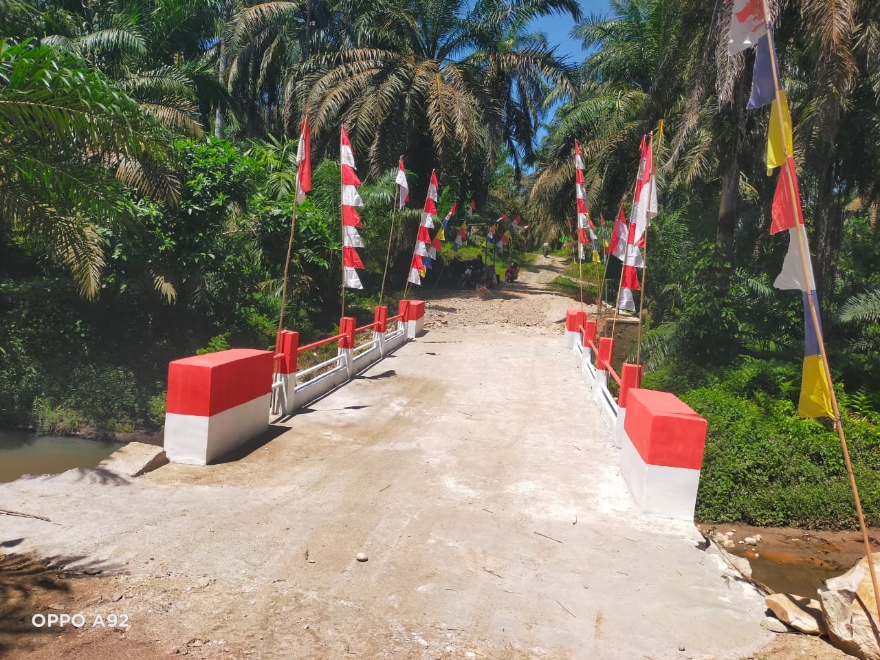 Kodim 0209 LB Rampungkan Jembatan Beton Penghubung Desa di Labuhanbatu Utara. - thewasesanews.com