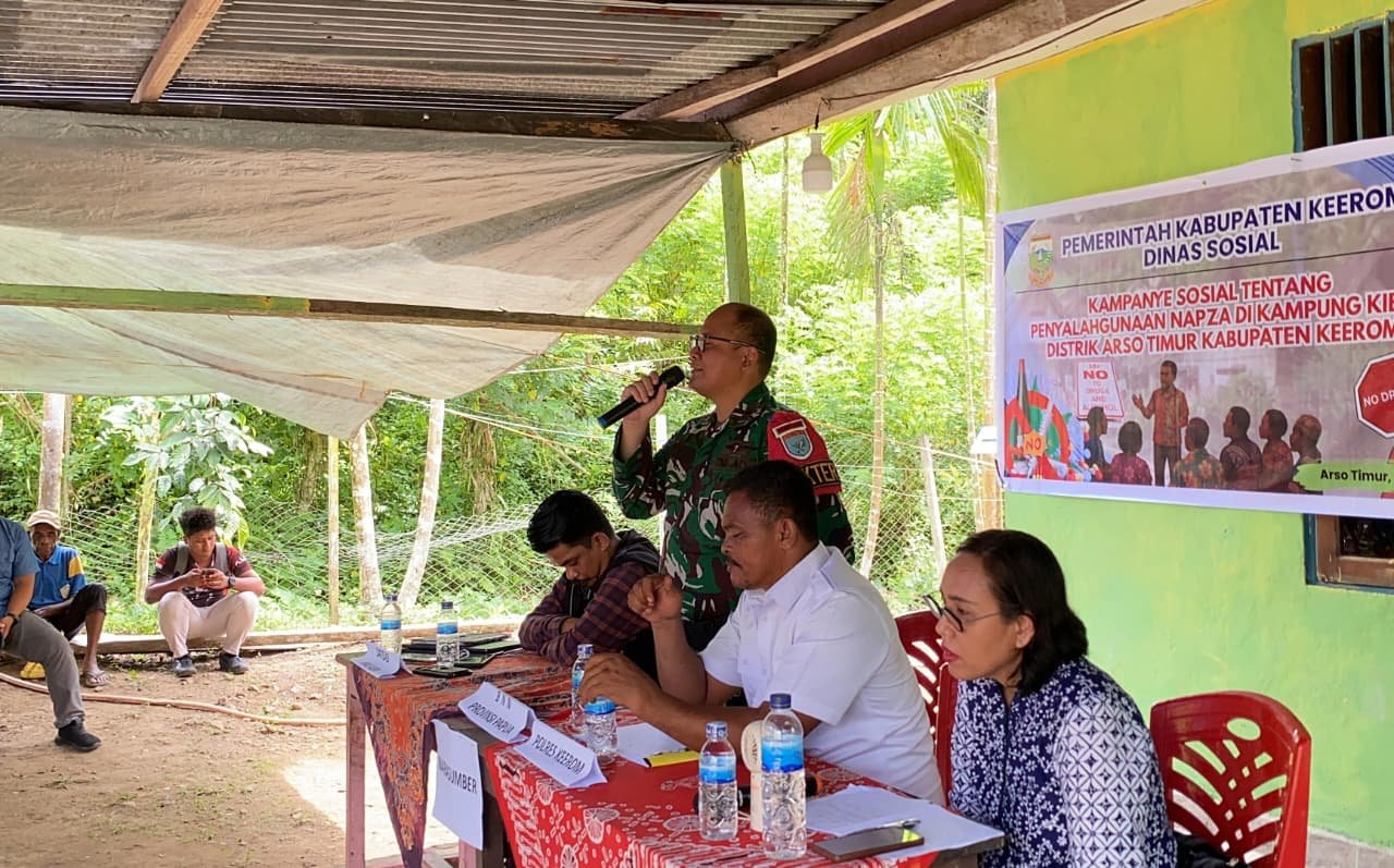 Dokter Satgas Yonif 643 Wns Gelar Penyuluhan Bahaya Napza di Keerom Papua. - thewasesanews.com