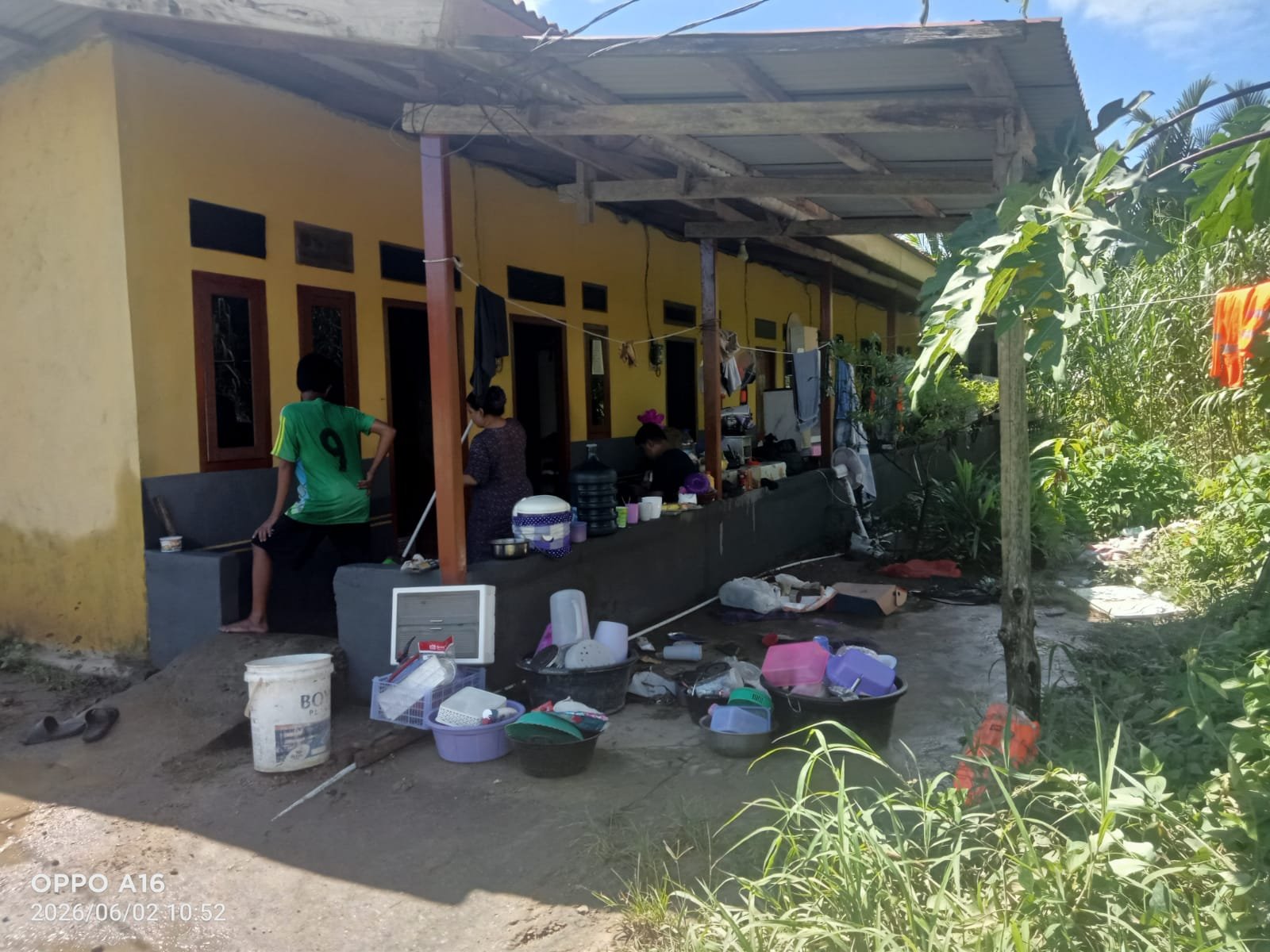 Dinas Tata Kota Halteng Diminta Benahi Bantaran Sungai Moriala Nurweda. - thewasesanews.com