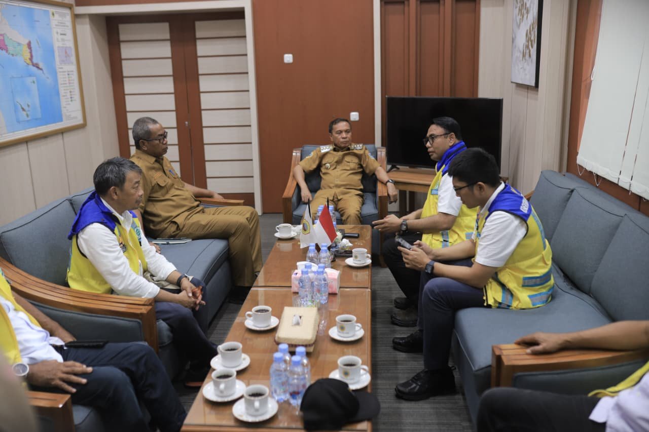 Bupati Halteng Terima Kunjungan Kepala BWS Malut Bahas Banjir Weda. - thewasesanews.com