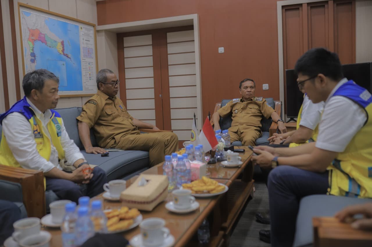 Bupati Halteng Terima Kunjungan Kepala BWS Malut Bahas Banjir Weda. - thewasesanees.com
