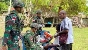 Satgas Yonif 521 DY Gelar Pelayanan Kesehatan Gratis Keliling di Papua. - thewasesanews.com