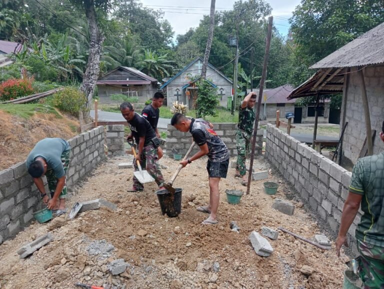 Rumah Naofaondu Fau di Nias Selatan Direhab Lewat Karya Bakti TNI. - thewasesanews.com