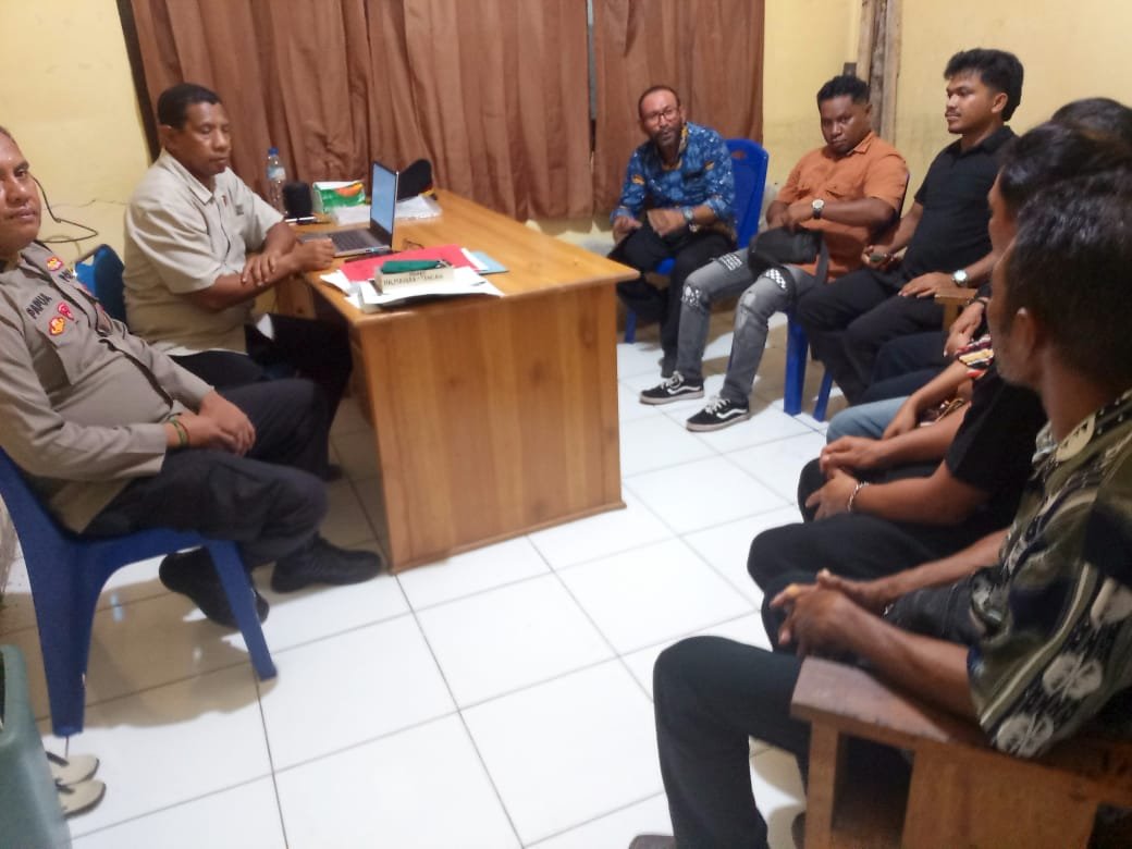 Polres Halteng Mediasi Damai Kasus Pemuda Sibenpopo dan Kabag Kesra. - thewasesanews.com