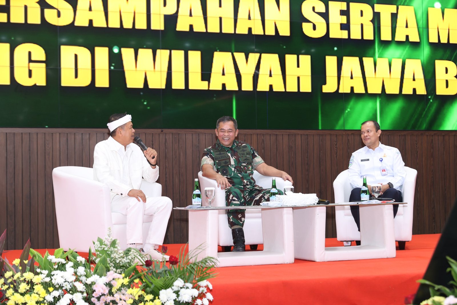 TNI AD dan Pemprov Jabar Kolaborasi Atasi Sampah dan Kemarau. - thewasesanews.com