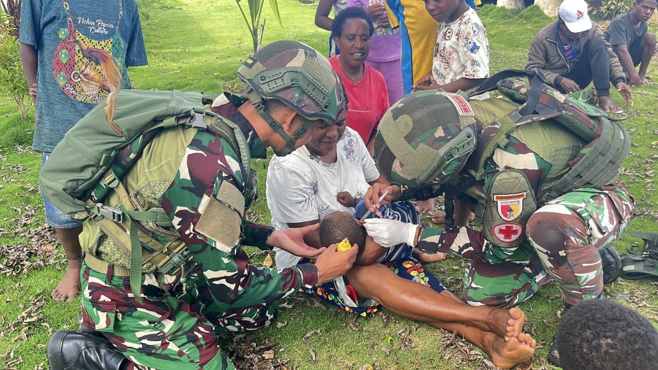 Sentuhan Kasih untuk Papua Satgas Yonif 521/DY Gelar Komsos di Kobakma. - thewasesanews.com