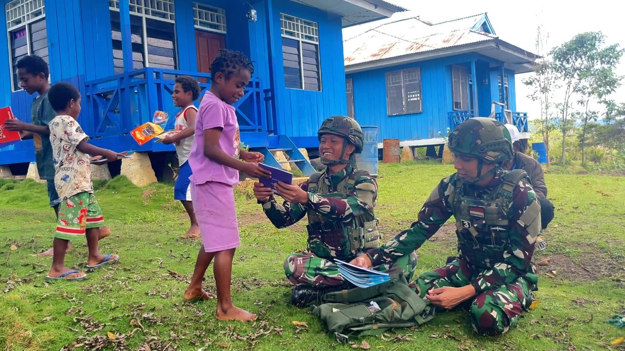 Sentuhan Kasih untuk Papua Satgas Yonif 521/DY Gelar Komsos di Kobakma. - thewasesanews.com
