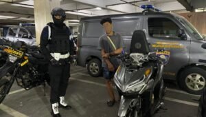 Patroli Brimob Dan Perintis Cegah Balap Liar di Jaktim - thewasesanews.com