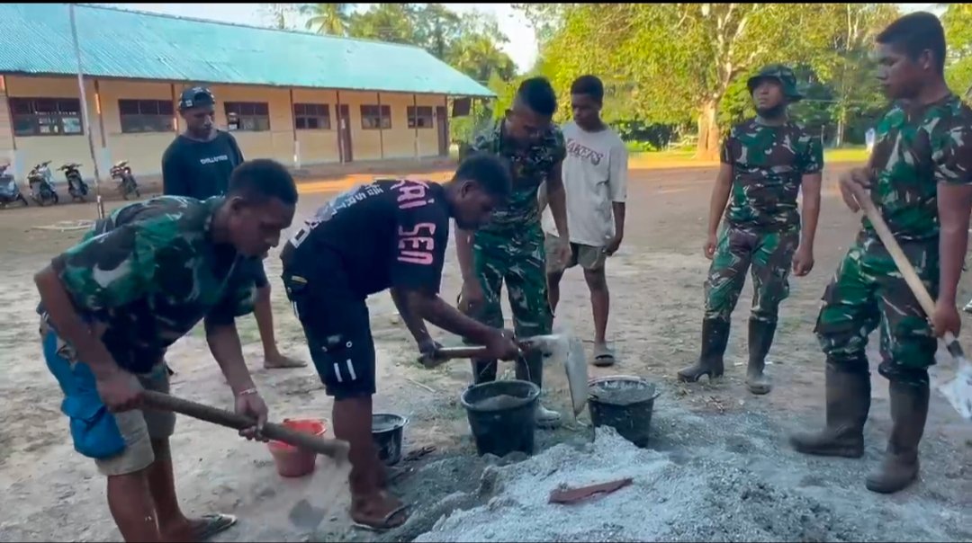Satgas Yonif 123/Rajawali Renovasi Sekolah SD Negeri Bade Mappi Papua. - thewasesanews.com