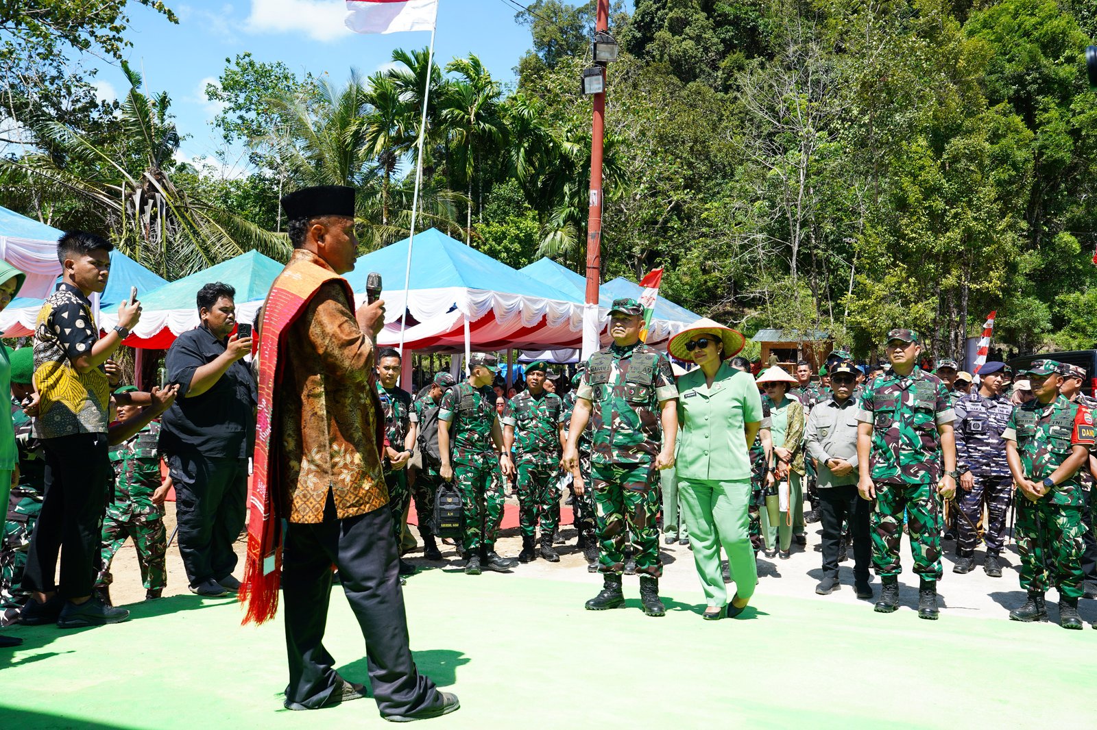 KASAD Resmikan Jembatan Tapanuli Tengah Tipe Modular. - thewasesanews.com