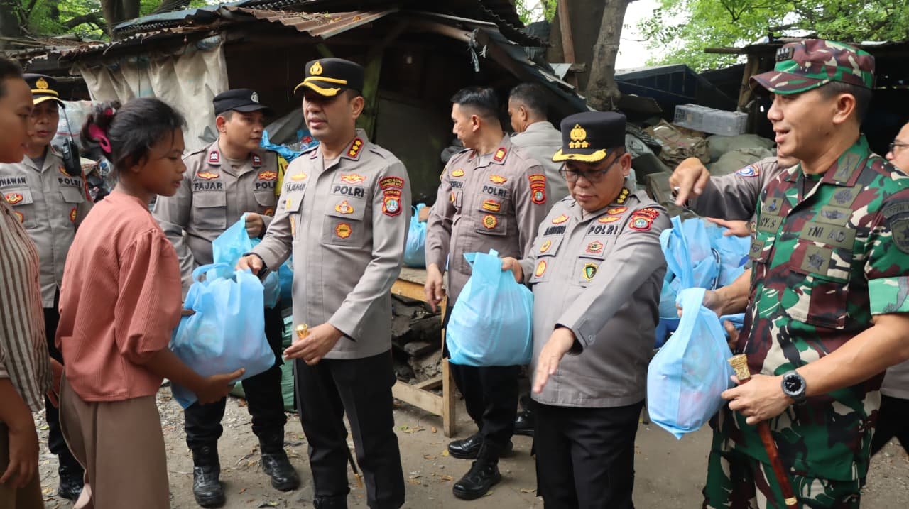 Jaga Jakarta On The Spot Batuceper: Kapolres Tangerang Kota Blusukan Bansos. - thewasesanews.com