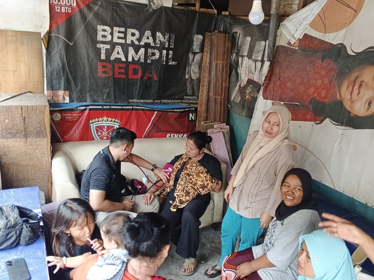 Jaga Jakarta On The Spot Batuceper: Kapolres Tangerang Kota Blusukan Bansos. - thewasesanews.com