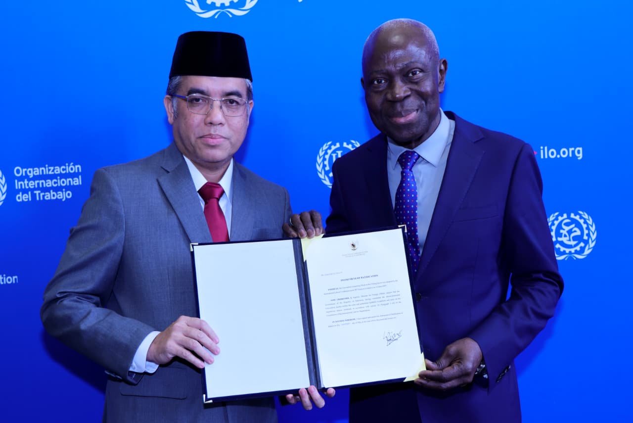 Menaker Serahkan Ratifikasi Konvensi ILO 188 di Jenewa Swiss. - thewasesanews.com