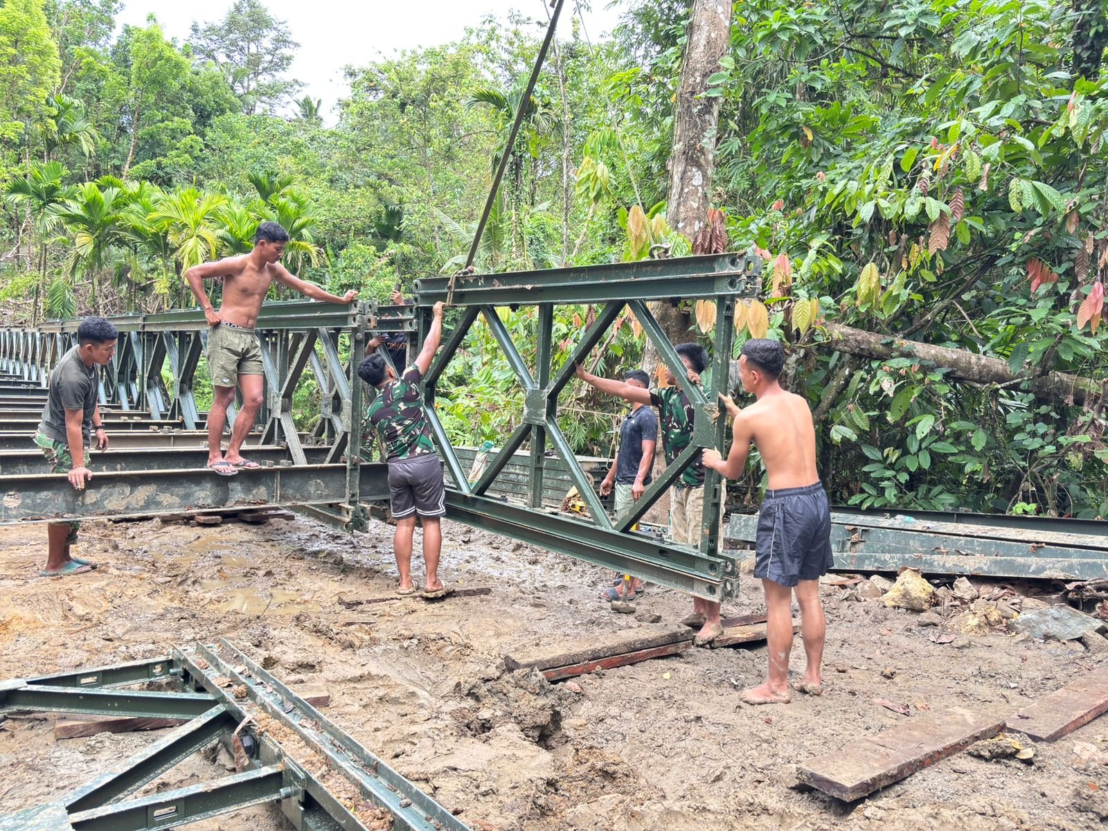 Jembatan Aramco Botombawo di Nias Utara Segera Rampung. - thewasesanews.com