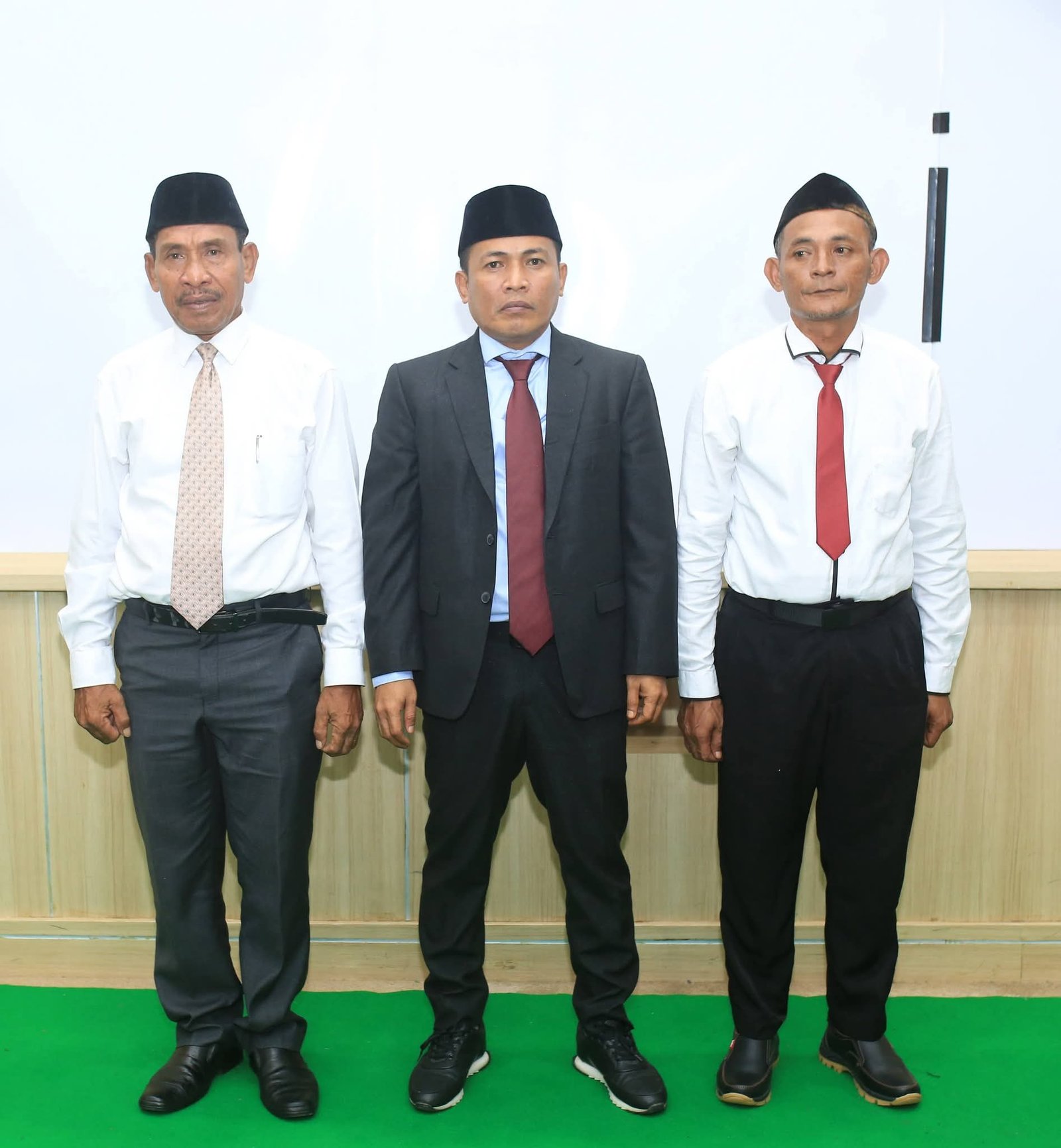 Bupati Ikram Malan Sangadji Melantik Direksi Perumda Air Minum Tirta Halteng Periode Baru. - thewasesanews.com