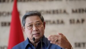 SBY Ingatkan Stabilitas Ekonomi Pemerintahan Prabowo, Soroti Utang dan BBM. - thewasesanews.com