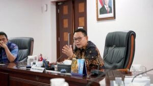 KSP Dudung Tegaskan Kritik Napas Demokrasi Bukan Provokasi. - thewasesanews.com