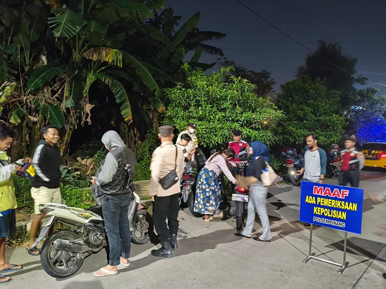 Polsek Pinang Gelar Patroli Cipta Kondisi Antisipasi Kejahatan Malam. - thewasesanews.com