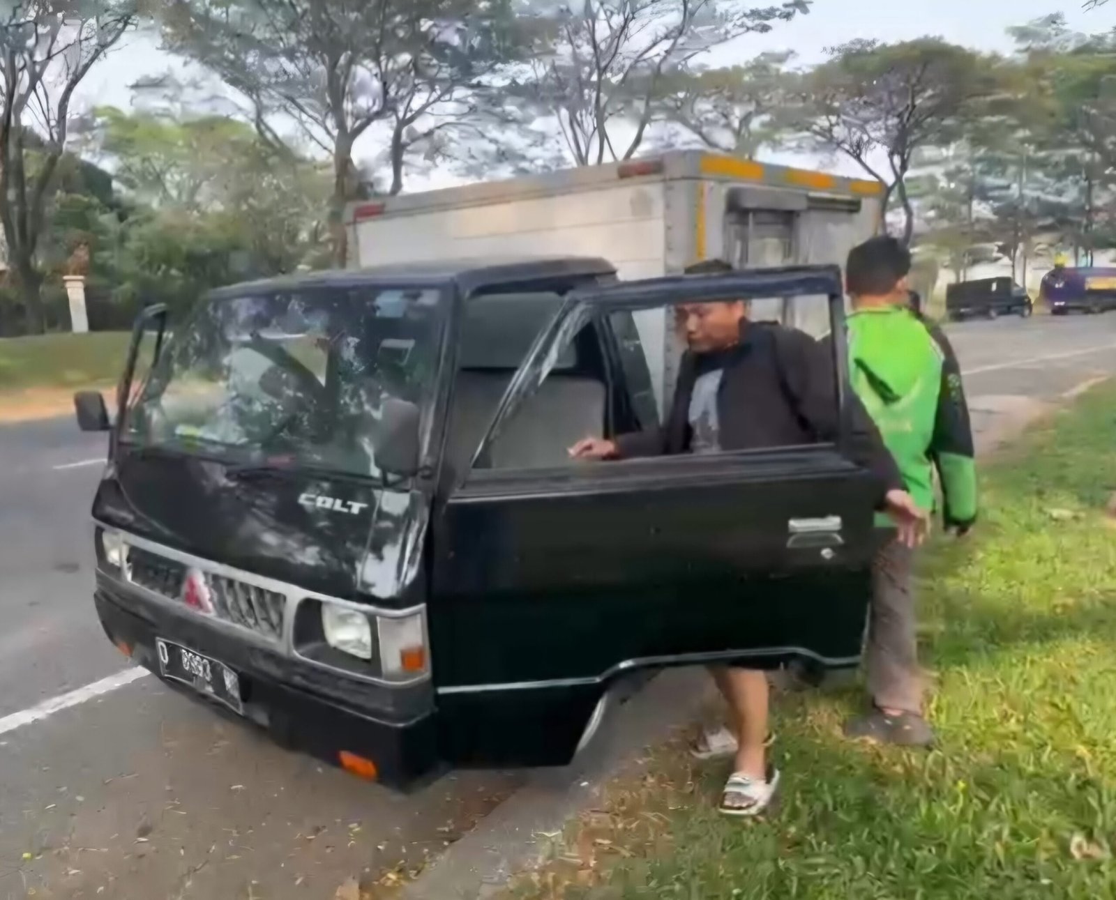 Polisi Bongkar Aksi Pencurian Mobil Box di Tangerang Kota. - thewasesanews.com