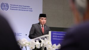 Menaker Yassierli Sambut Standar ILO untuk Pekerja Platform Digital. - thewasesanews.com