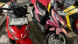 Tim Patra Brimob Polda Metro Jaya Tangkap Tiga Pelaku Curanmor. - thewasesanews.com