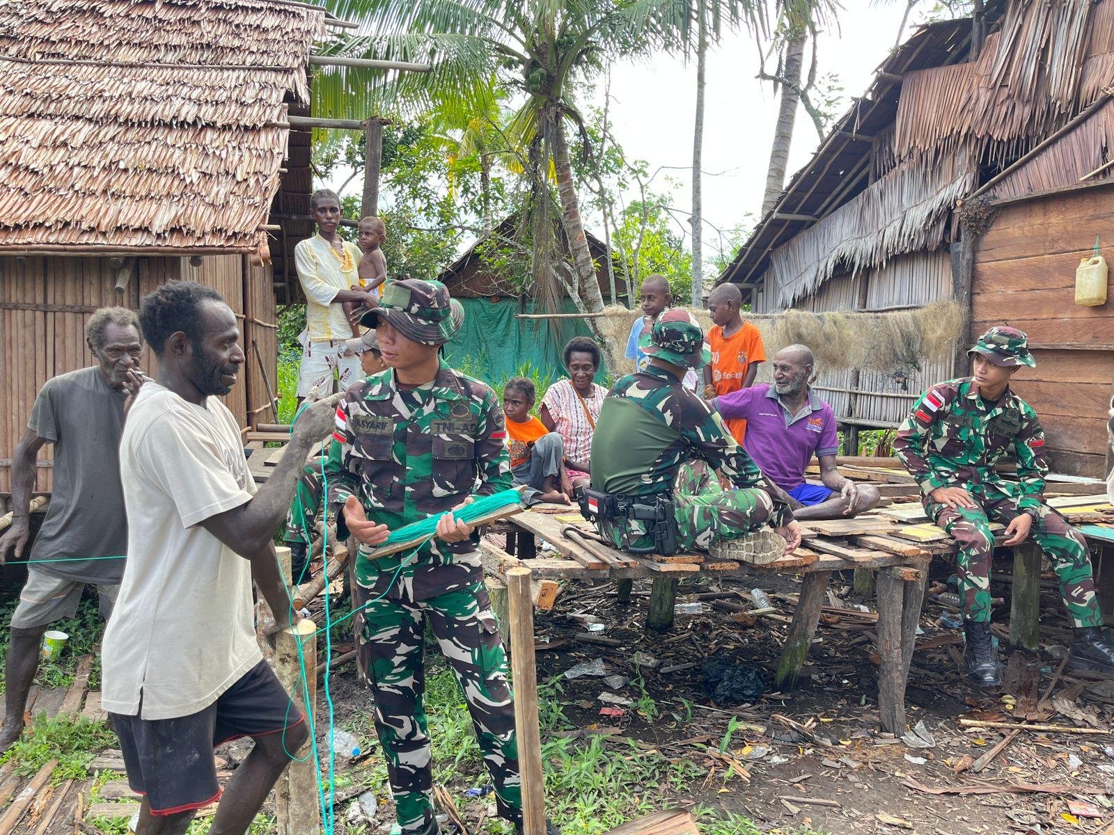 Satgas Yonif 123/Rajawali Pererat Silaturahmi Warga Senggo Mappi. - thewasesanews.com