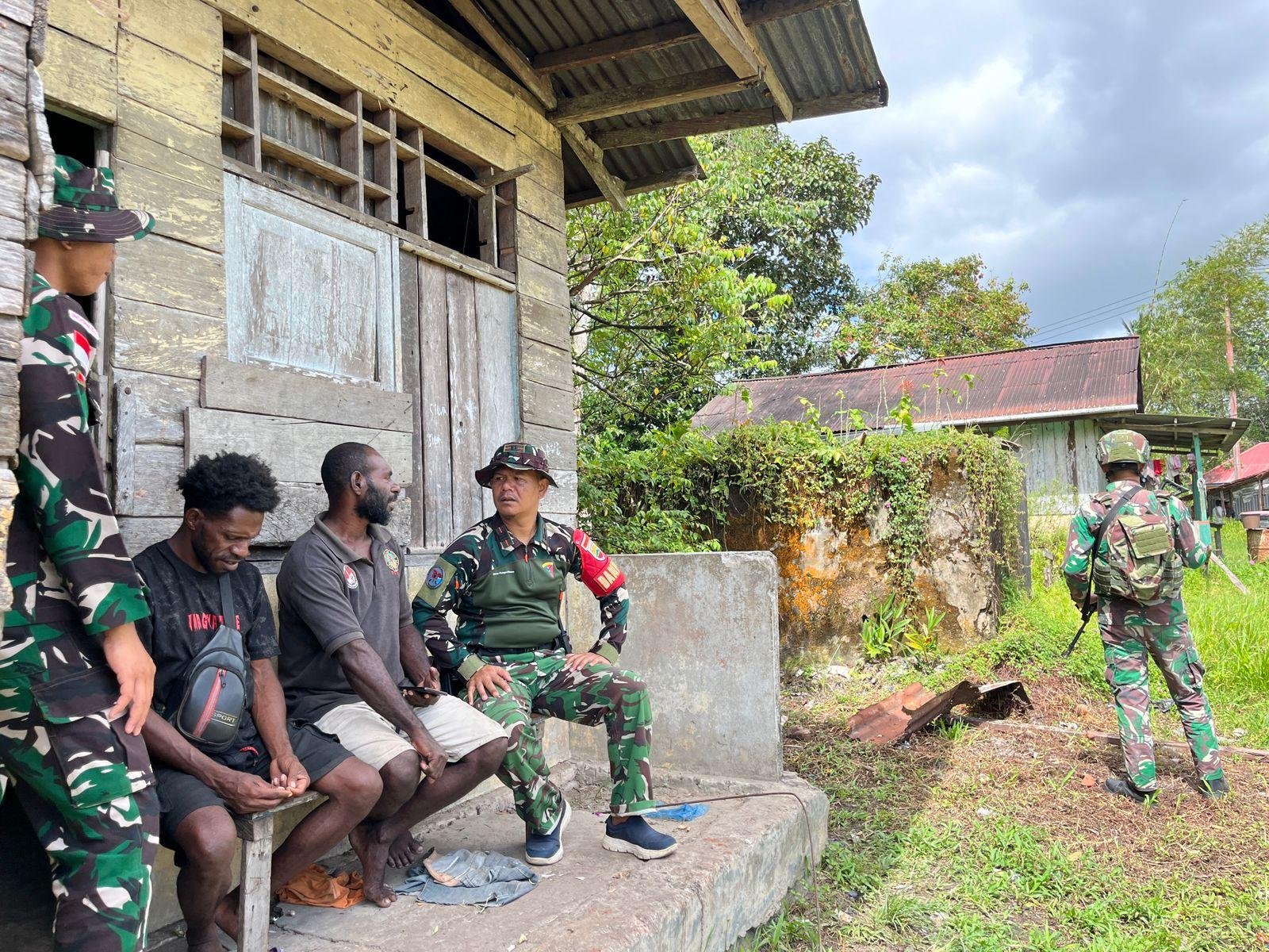 Satgas Yonif 123/Rajawali Pererat Silaturahmi Warga Senggo Mappi. - thewasesanews.com