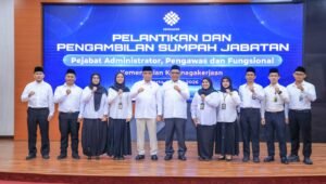 Menaker Yassierli Lantik Pejabat Baru Tekankan Penguatan K3 Nasional. - thewasesanews.com