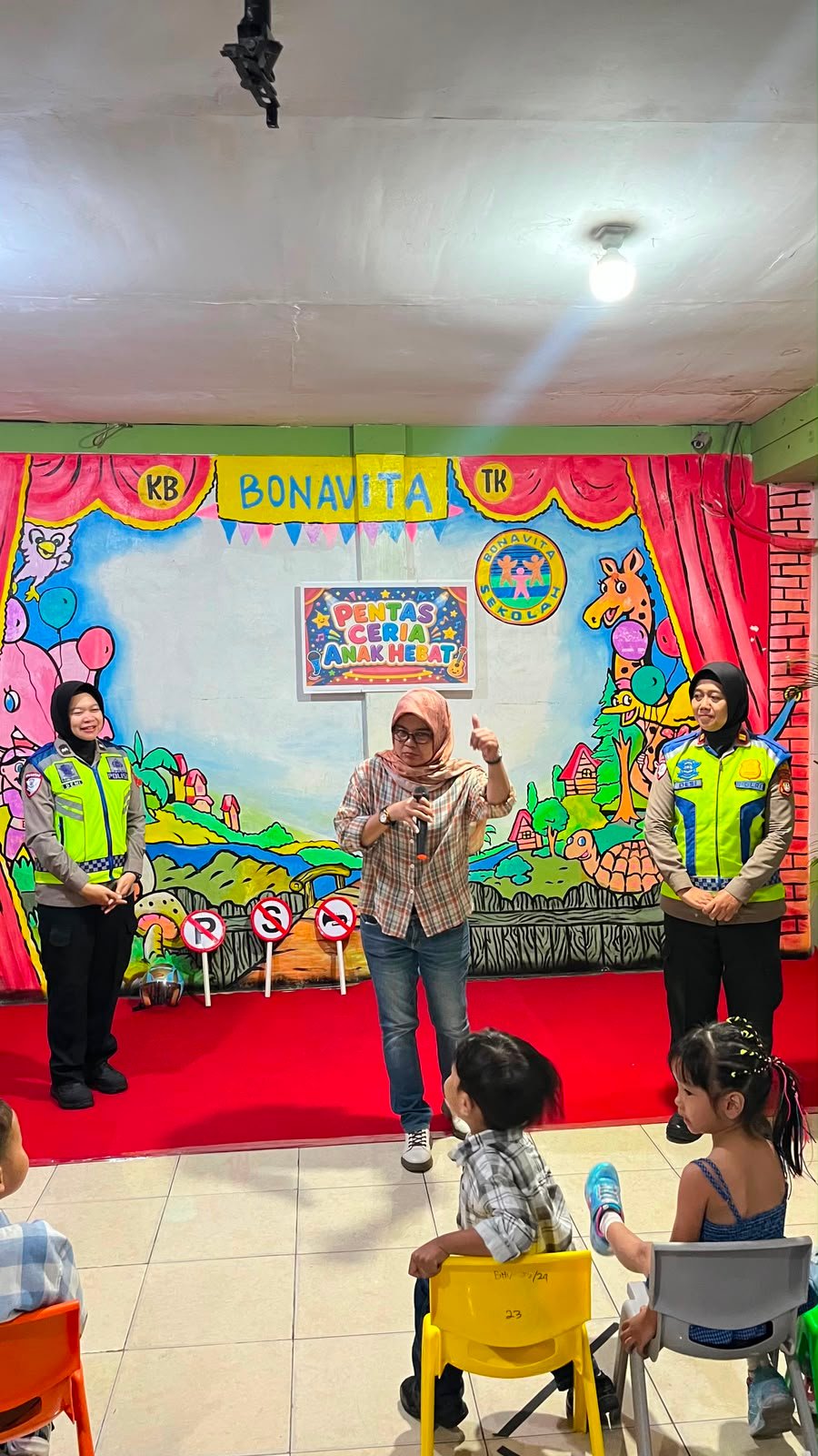 Polisi Sahabat Anak Satlantas Polres Tangerang Kota di TK Bonavita. - thewasesanews.com