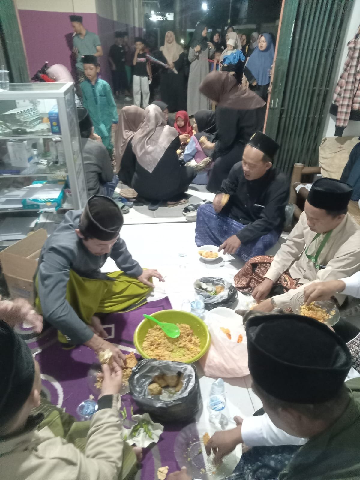 Pawai Obor di Cipondoh Sambut Tahun Baru Islam 1448 H. - thewasesanews.com