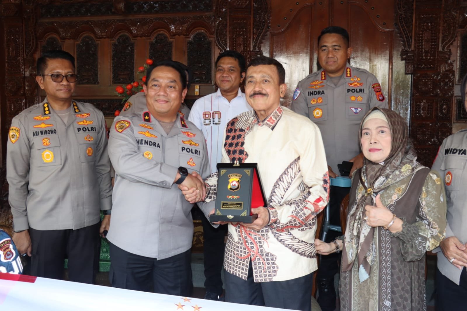 Kapolresta Tangerang Gelar Anjangsana ke Mantan Kapolda Banten. - thewasesanews.com