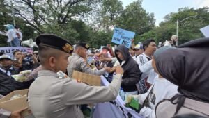 Polda Metro Jaya Pastikan Aksi Unjuk Rasa di Silang Selatan Monas. - thewasesanews.com