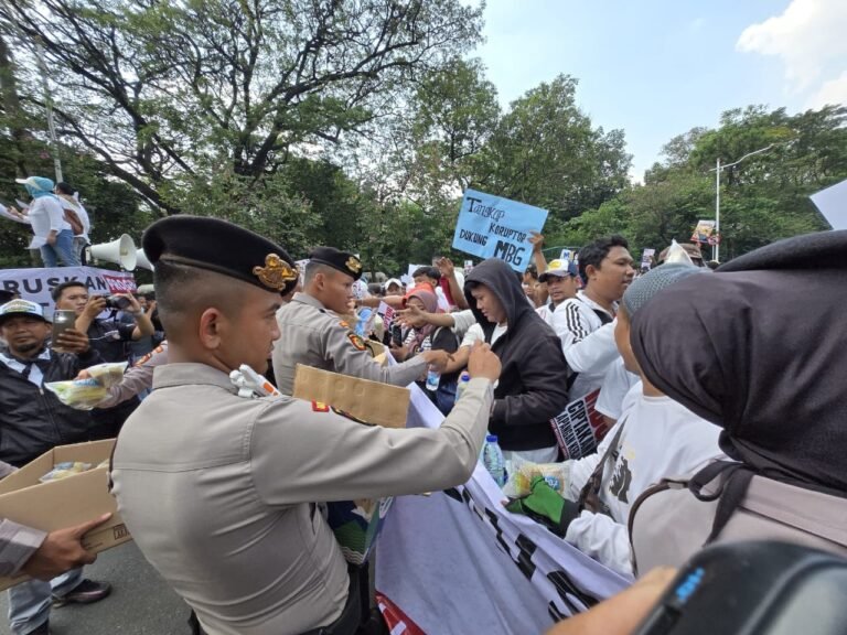 Polda Metro Jaya Pastikan Aksi Unjuk Rasa di Silang Selatan Monas. - thewasesanews.com