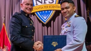 Perwira TNI AL Raih Prestasi Gemilang di Naval Postgraduate School AS. - thewasesanews.com