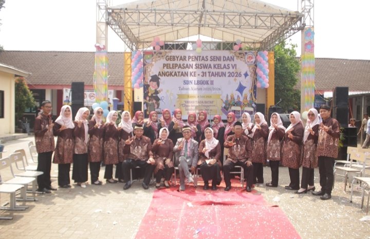 Pelepasan Siswa SDN Legok 2 Angkatan 31 Berlangsung Meriah. - thewasesanews.com