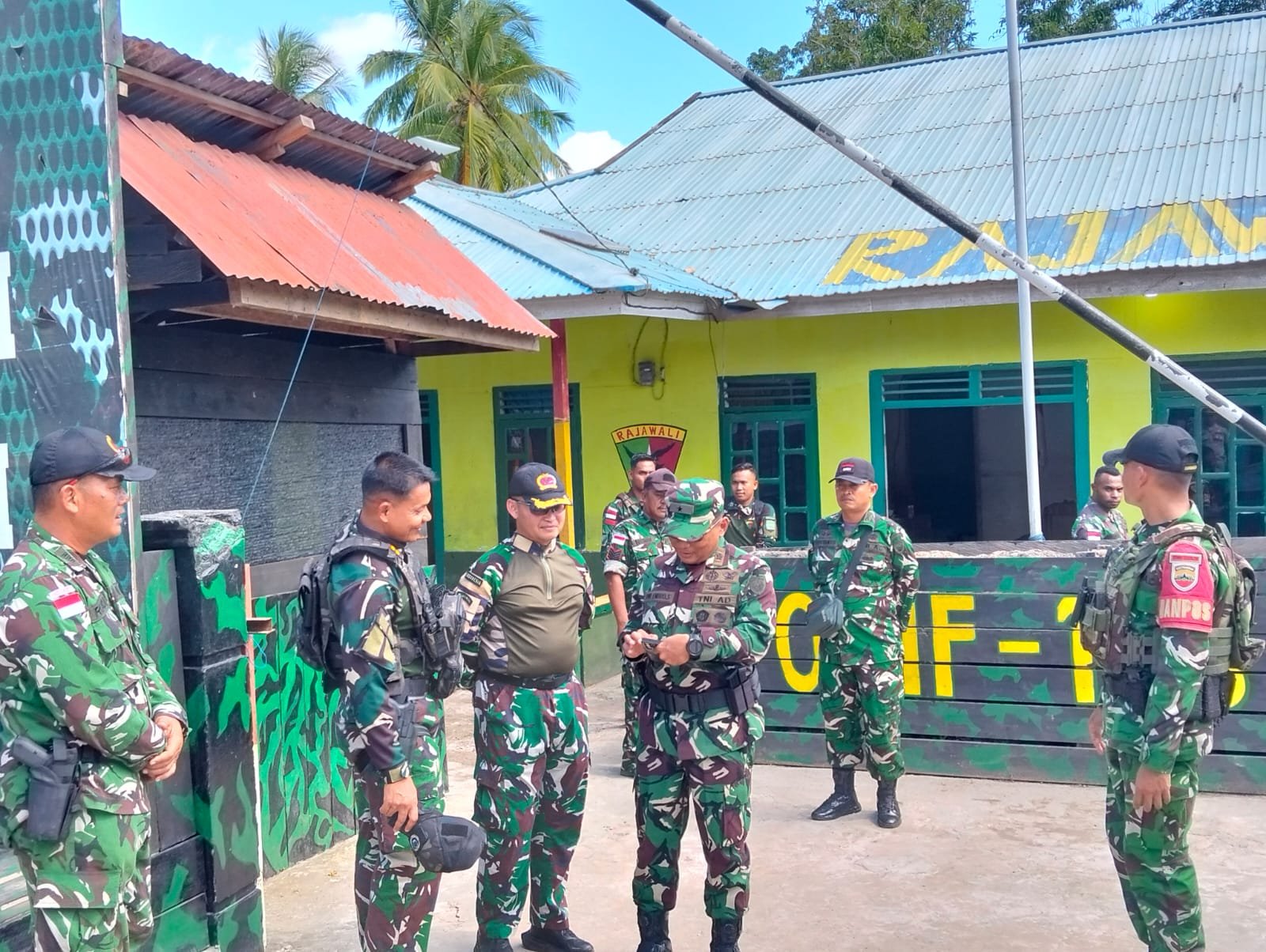 Irdam XXIV/MT Tinjau Satgas Pamtas Yonif 123/Rajawali. - thewasesanews.com