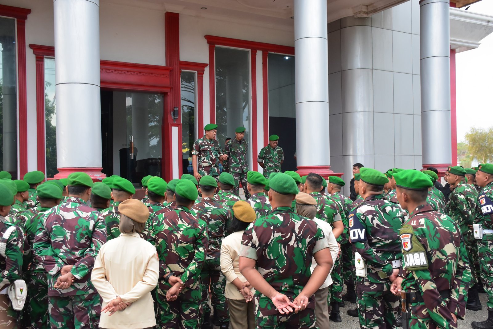 Pelantikan IKA PMII Sulteng Dorong Penguatan SDM Daerah. - thewasesanews.com