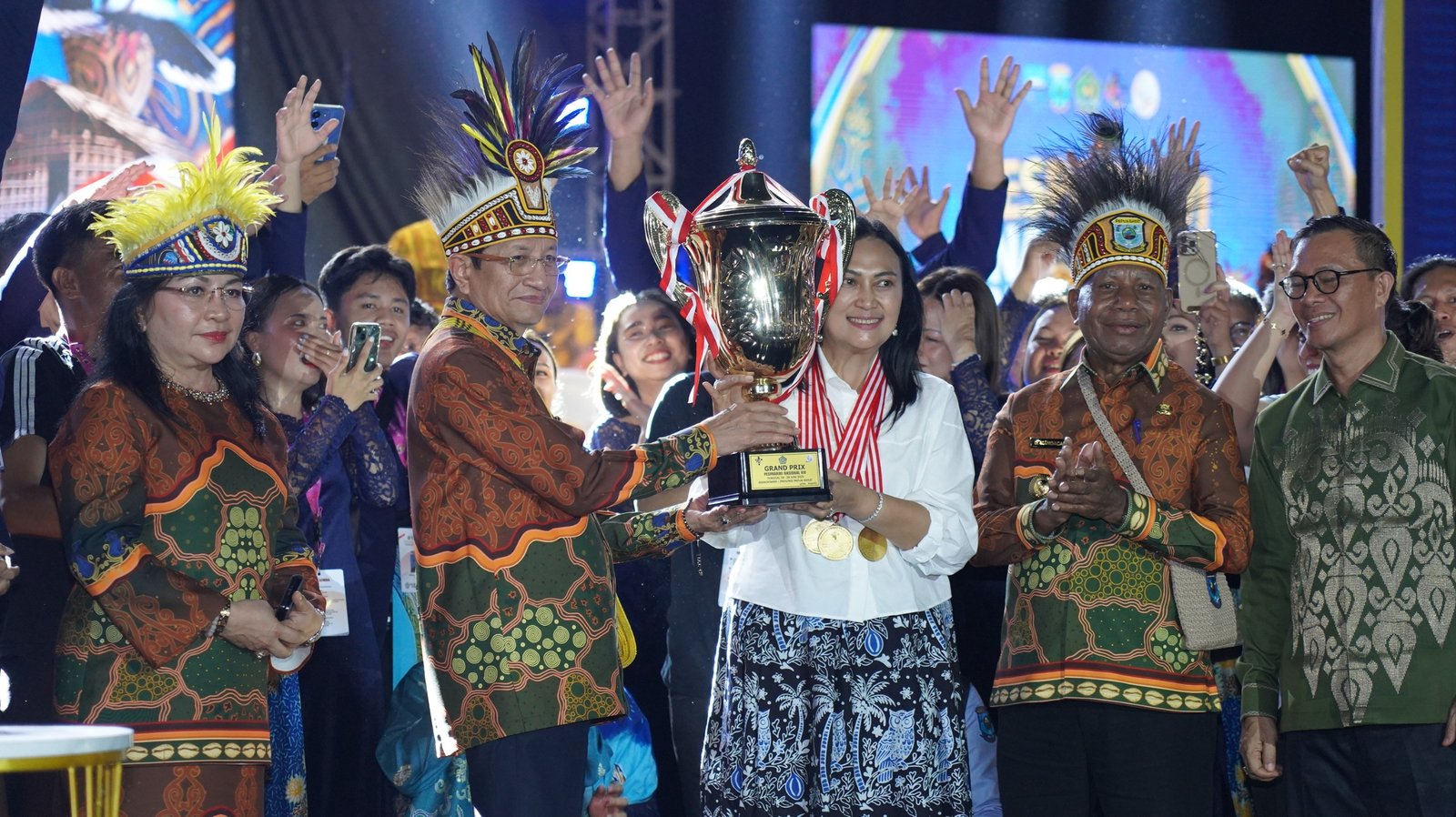 Menteri Agama Tutup Pesparawi Nasional XIV 2026 di Manokwari. - thewasedanews.com