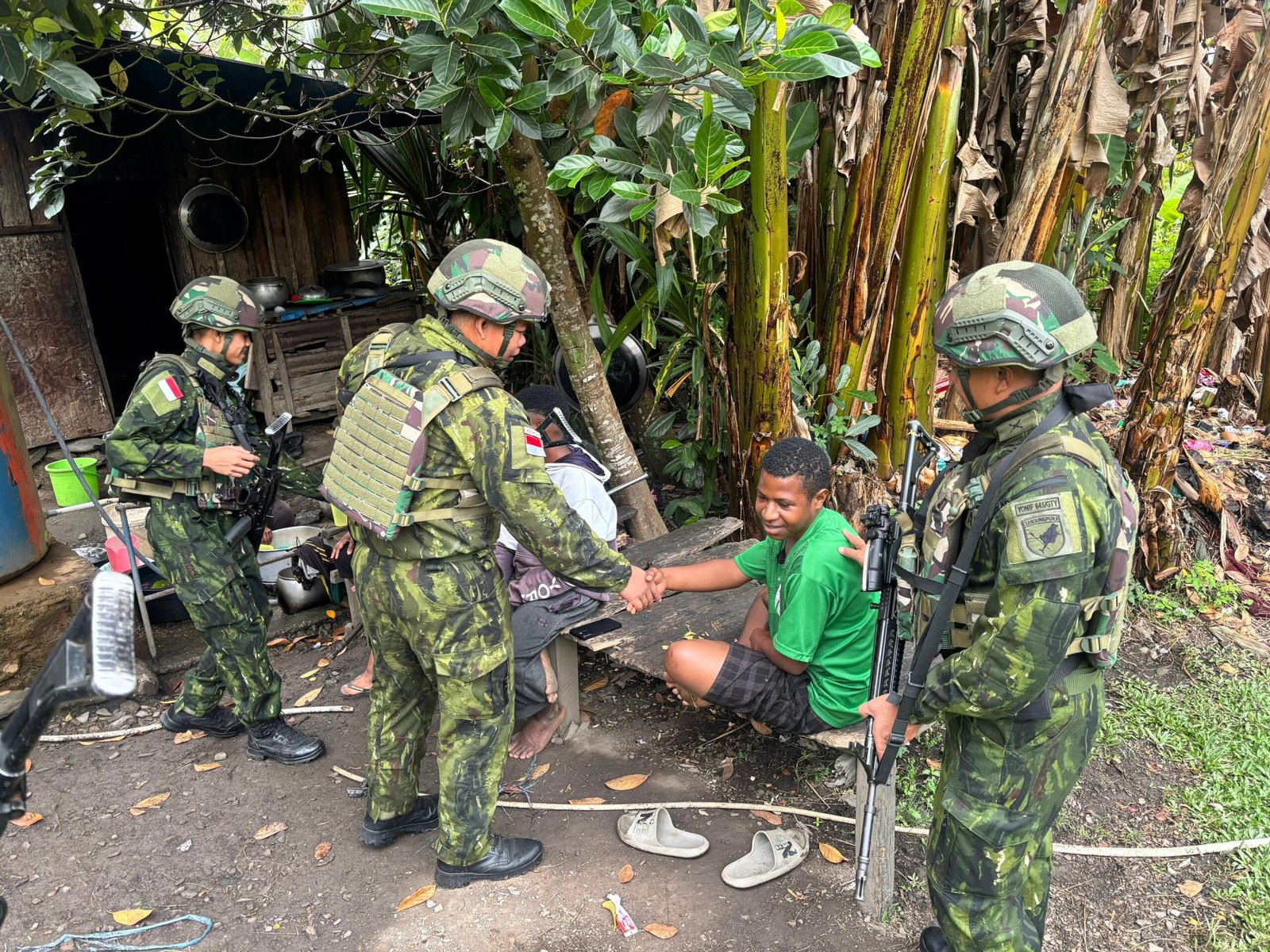 Satgas Yonif 645 GTY Gelar Anjangsana di Kelila Papua. - thewasesanews.com
