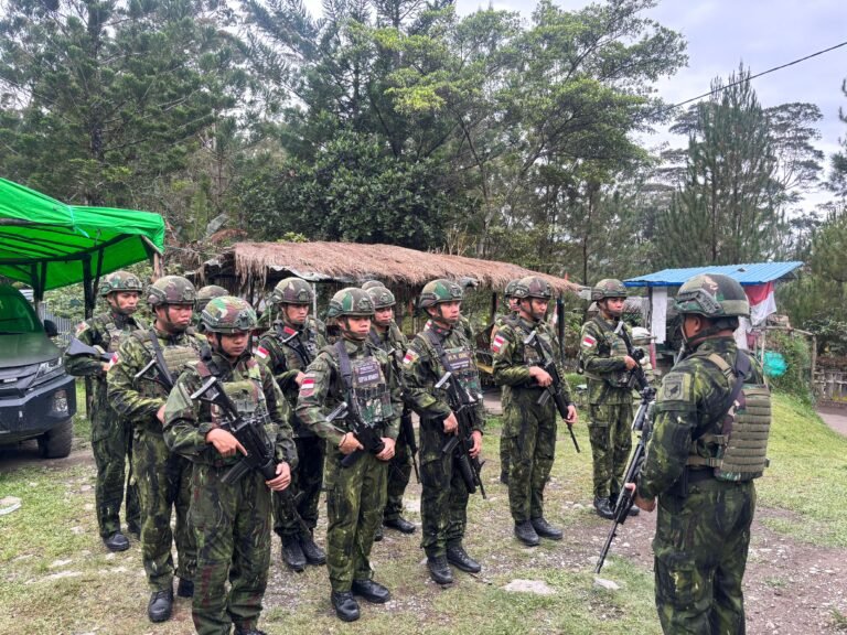 Satgas Yonif 645 GTY Gelar Anjangsana di Kelila Papua. - thewasesanews.com